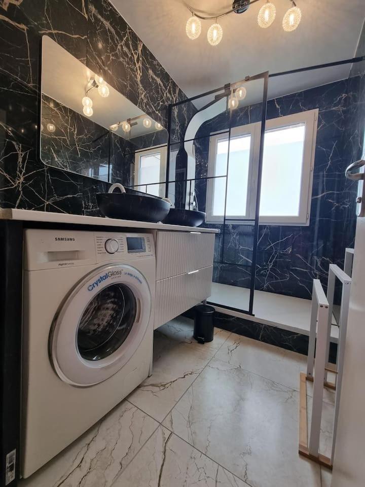 Grand Appartement 3 Chambres Disney - Paris - 82M2 Neuilly-sur-Marne Eksteriør billede