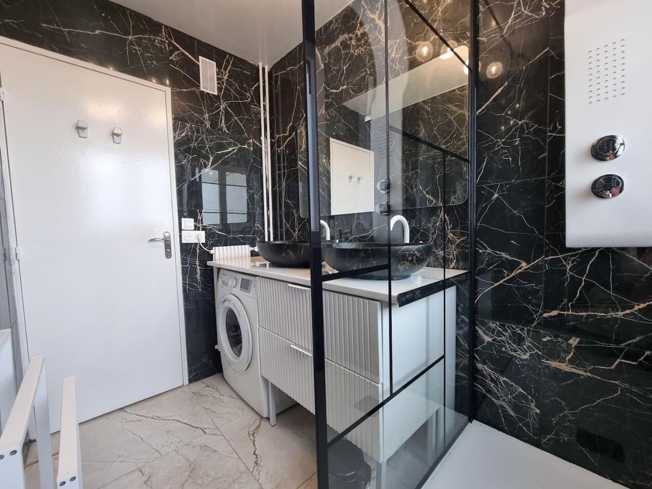Grand Appartement 3 Chambres Disney - Paris - 82M2 Neuilly-sur-Marne Eksteriør billede