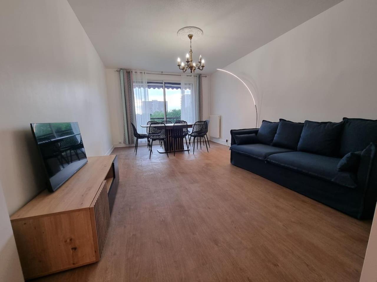 Grand Appartement 3 Chambres Disney - Paris - 82M2 Neuilly-sur-Marne Eksteriør billede