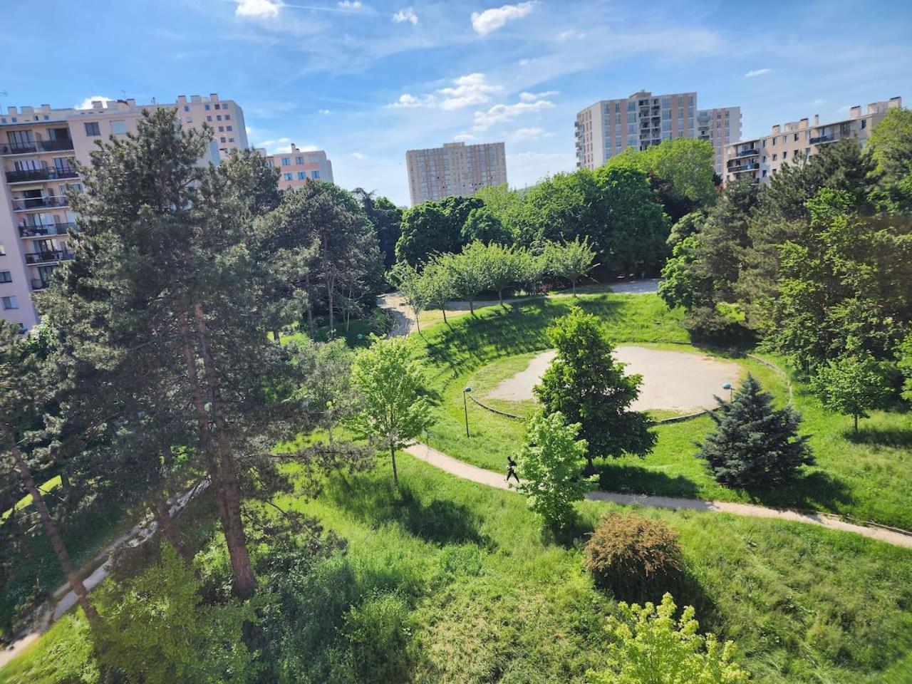 Grand Appartement 3 Chambres Disney - Paris - 82M2 Neuilly-sur-Marne Eksteriør billede