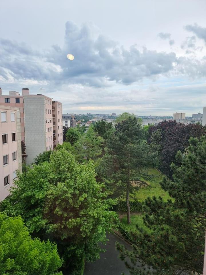 Grand Appartement 3 Chambres Disney - Paris - 82M2 Neuilly-sur-Marne Eksteriør billede