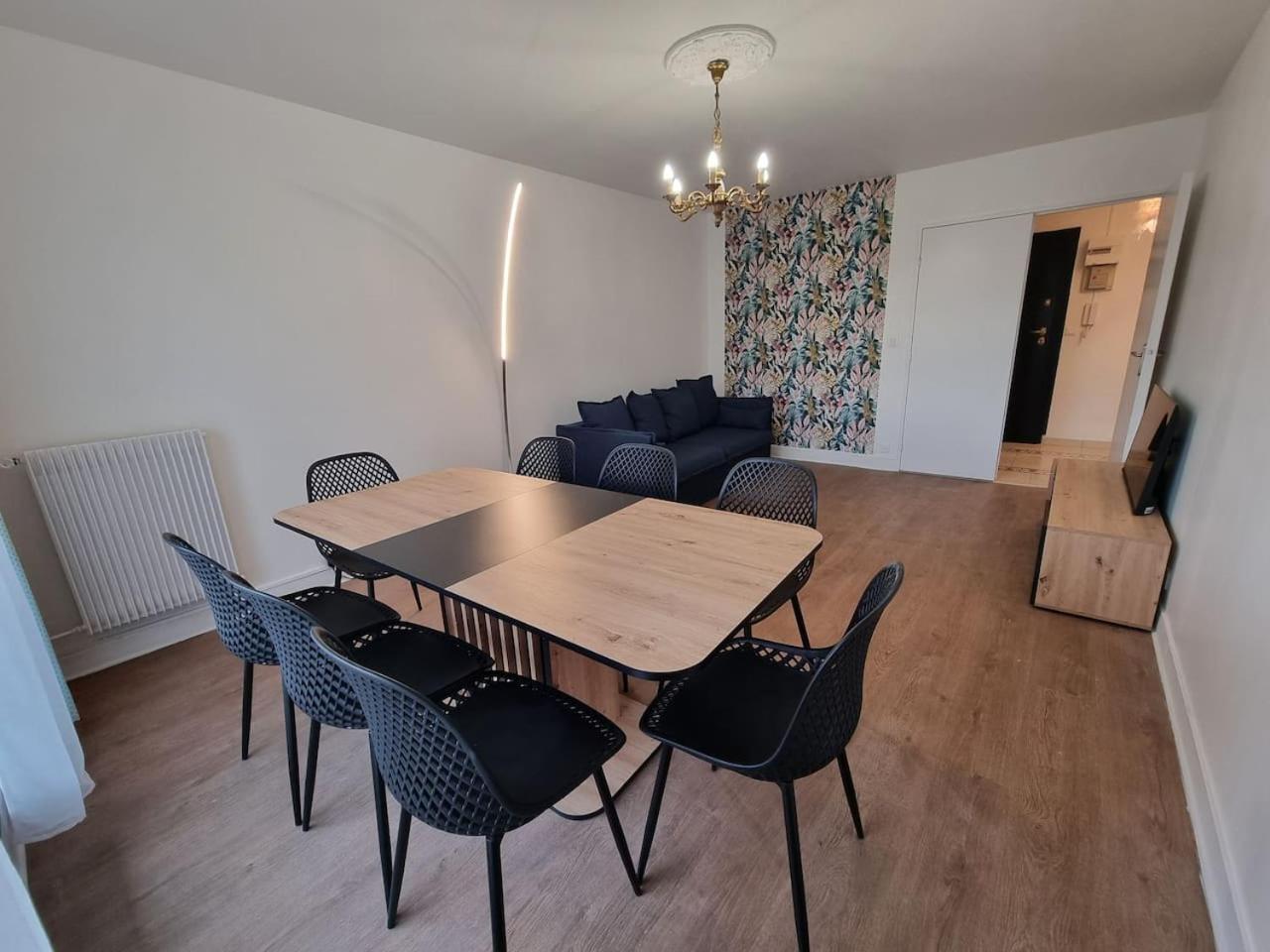 Grand Appartement 3 Chambres Disney - Paris - 82M2 Neuilly-sur-Marne Eksteriør billede